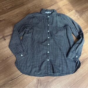 Old Navy Women’s The Classic Shirt Button-Down — Black & White Plaid, Size M